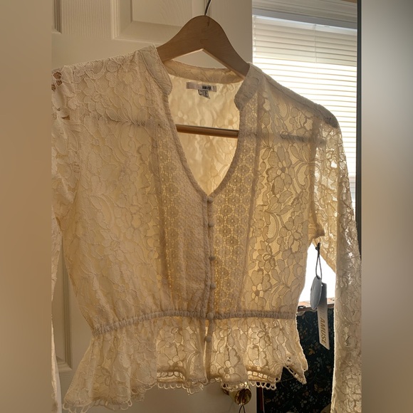 Amuse Society Camio L/S Woven Top. Cream colored lace, 100% Cotton NWT - Picture 1 of 7